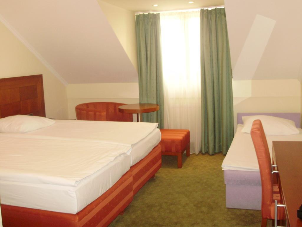 Hotel Kralj Donji Kraljevoc Habitación foto